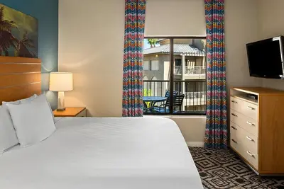 Image de 2 Beds Indio Apartment Pool & Jacuzzi