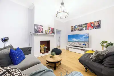 Image de Spacious 4br Straithfield house close 2 airport city