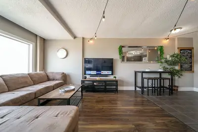 Image de Rustic and Rogers Place! Free Parking