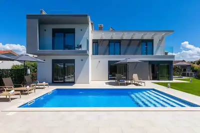 Image de Beautiful Villa Monsa with sea views, just 5 km from Poreč