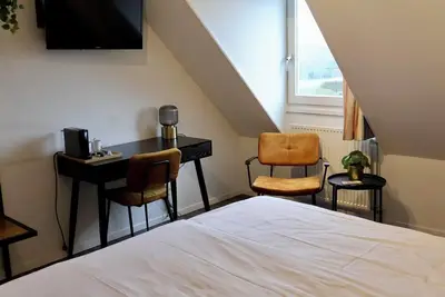 Image de Stay overnight in an atmospheric room with beautiful views.