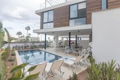 Image de Maison de vacances Protaras pour 1 - 8 personnes avec 4 chambres à coucher - Maison de vacances