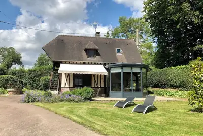 Image de Ancien four à pain rénové dans jolie propriété normande