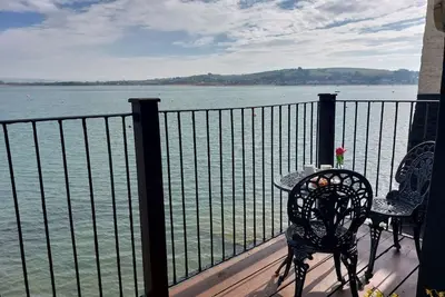 Image de 2 Bed apartment in a fantastic waterfront setting