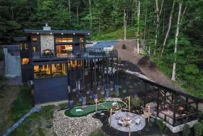 Image de 2025 (New) Mtn Resort: A+ Location, Views, Privacy, Pool. Private Deer Sanctuary