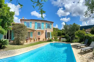 Image de Magnifique villa avec piscine