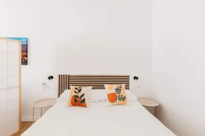 Stylish Studio with Easy Access to Valencia's Best