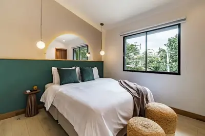 Image de R2: modern room near Provenza/Ac/wash&dry/patio