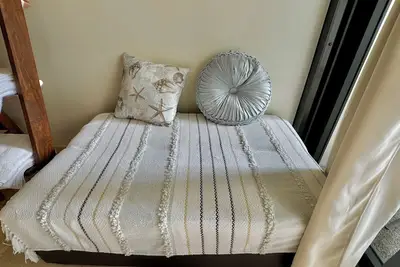 Image de Cozy studio in Quiet Cruz de Huanacaxtle with Access to the Beach