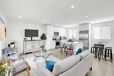 Image de Cushy New Condo Oasis -Near Beaches & Sofi Stadium