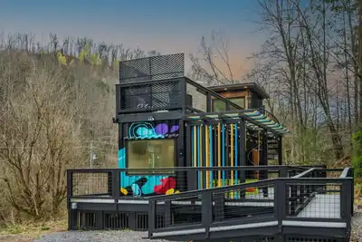 9 Minutes to the Great Smoky National Park, Couples' Romantic Getaway