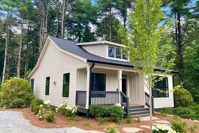 Image de Cedar Creek Cottage (Short walk to waterfall! )