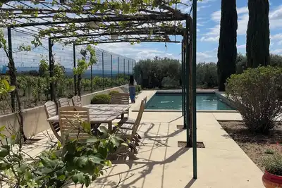 Image de Villa climatisée entre vignes et oliviers : 4 chambres et piscine privée