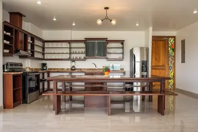 Image de 2-bedroom condo in marvelous Lake Arenal with WiFi, Ac, swimming pool.