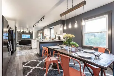 Image de Grand Park Team Stay 5bd/2. 5ba/4br/Deck/Yard