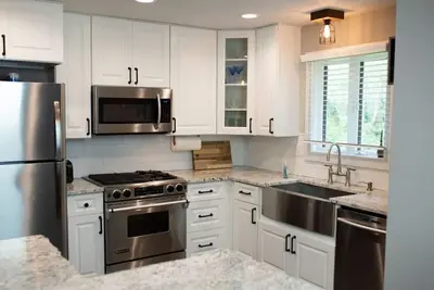 Image de Urban Retreat @Keystone 2bed/1ba Wooded Sanctuary