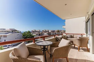 Image de 2 Bedroom Stylish Apartment In Cabo