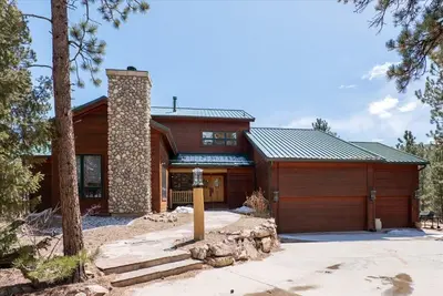Image de Mountain Lodge with sauna-350acres. 5 minutes from fishing, kayaking, boating
