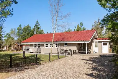 Image de Superbe maison Ă Hurup Thy avec sauna