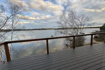 Image de New! Coveside! Designer decor, waterfront, Ac, 2 Bedroom in Harpswell.