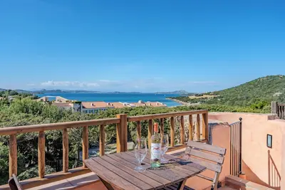 Image de Baja Sardinia - Cala dei Ginepri, Villa Ă 80m de la plage