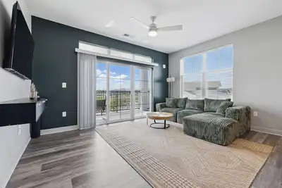Image de Irie Living, Replenish Kg 2Bd+Gym+Pool, Brand New!