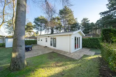 Image de Joli chalet avec lave-vaisselle, près de la plage