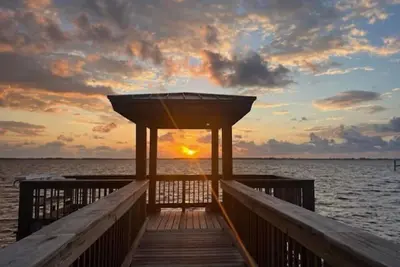 Image de 360 deg Sky Deck River View~Bbq Grill~Stargazing~Heated Pool~Fishing Access