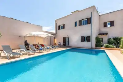 Image de Maison de campagne spacieuse pour 8 personnes