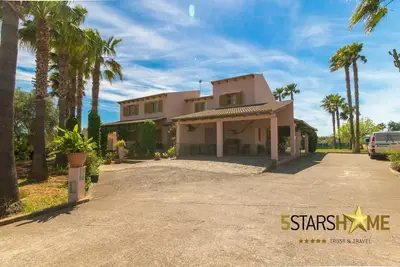 Image de Maison de Vacances à Can Picafort avec Piscine