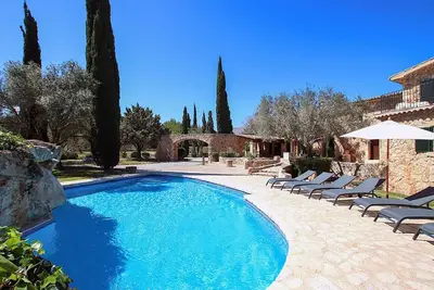 Image de Maison de campagne de 4 chambres à Puerto Pollensa