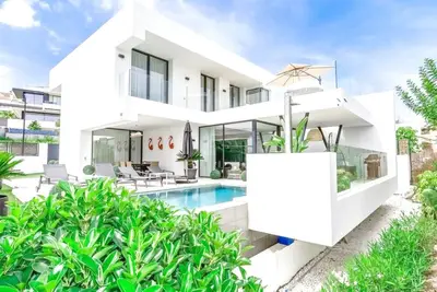 Image de 🎯\"Biggest Discount - Read Description! 🎁\" Modern family villa Estepona