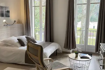 Image de Studio confortable à Aix-les-Bains avec balcon et wifi