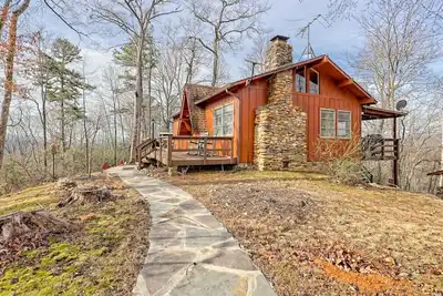 Image de Chaco`s Chalet Cabin in the Smokies