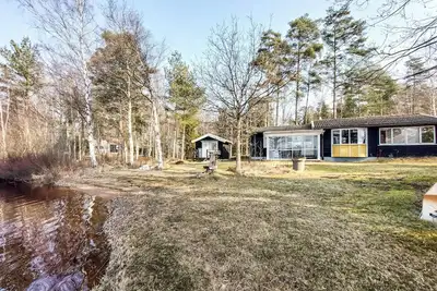 Image de Belle maison à Vägla avec WiFi
