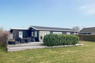 Image de Belle maison à Karrebæksminde avec WiFi