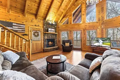 Image de Friends in High Places - 4 Bdr family home with Hot Tub & Gaming!