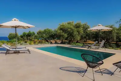 Image de Seafront Villa Elaia, Private Pool & Majestic View