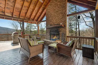 Image de Coppertree Getaway - Blue Ridge Ga