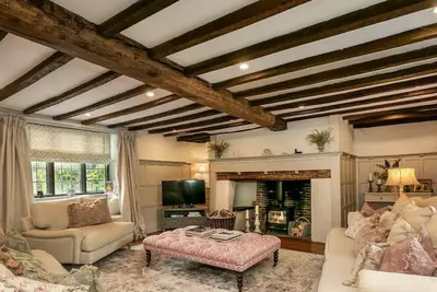 Image de Maison-Prestige-Salle de bain et douche-Vue sur Jardin
