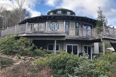 Image de Unique home near Acadia with beautifully landscaped gardens!