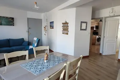Image de Beau T2 Trégastel avec jardin, proche plages et commerces