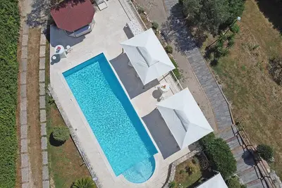 Image de D1mora Roccoli3 - apartment in villa with pool