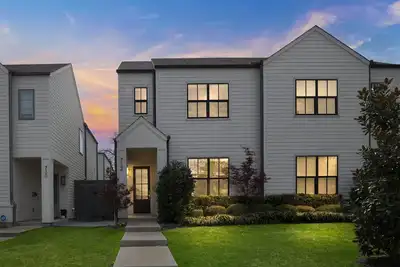 Image de New! Modern 3br in Bishop Arts | Walk to Shops & Dining