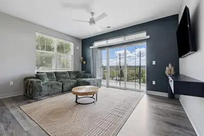 Image de Irie Living, ReNEW Kg 2Bd+Gym+Pool, Brand New!