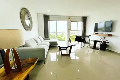 Image de Seductive apartment 8 min from the beach