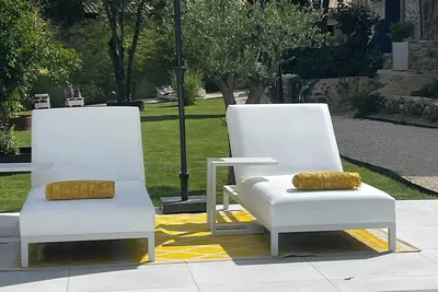 Image de Gîte de charme 14 personnes \nPiscine privée chauffée