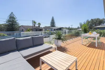 Image de Robinson Retreat, 3 Robinson St - 4 bedrooms, 2 bathrooms, air con and Wi-Fi