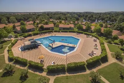 Image de Vacation resort Bi Village Lodge Prestige Laguna for 6 persons