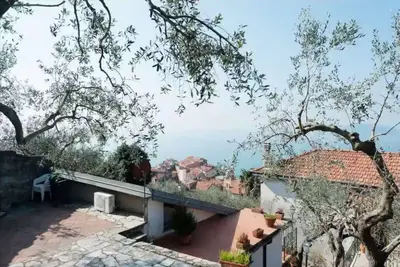 Chic 1-bedroom apartment with Ac, WiFi in charming Lerici